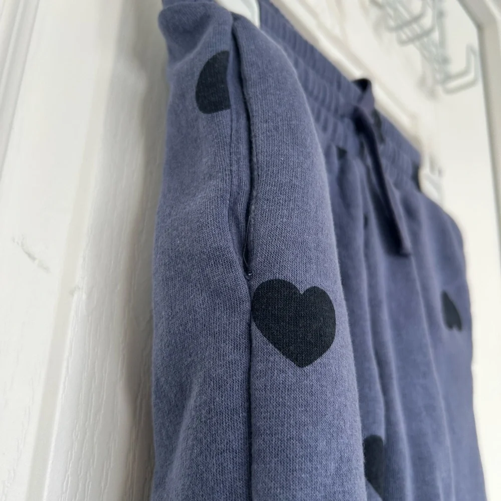 H&M Heart Print Sweatsuit Set - Picture 8 of 8
